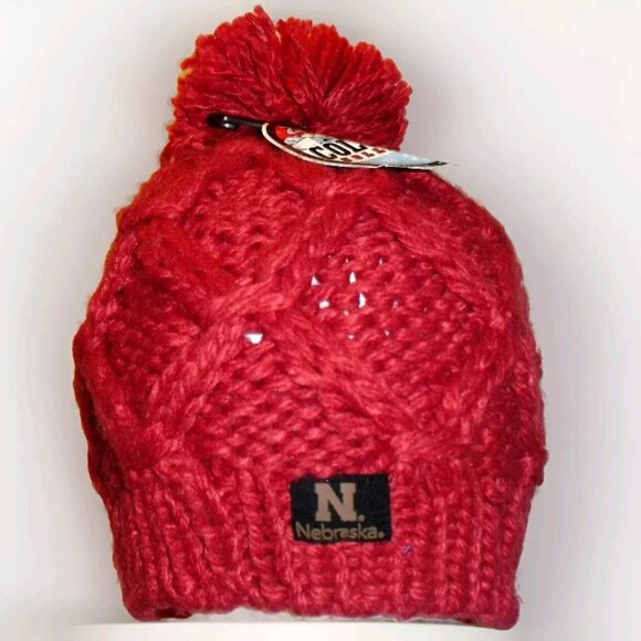 Nebraska Huskers University Womens Zephyr Red Winter Hat Beanie Cap New Ncaa - Picture 1 of 2